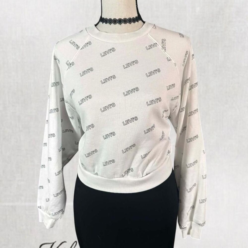 Chic Levi’s Cream Log Patterned Crewneck Baby Sweater